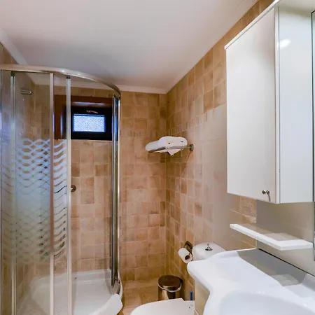 Βίλα το γιατάκι του τζαβέλα *