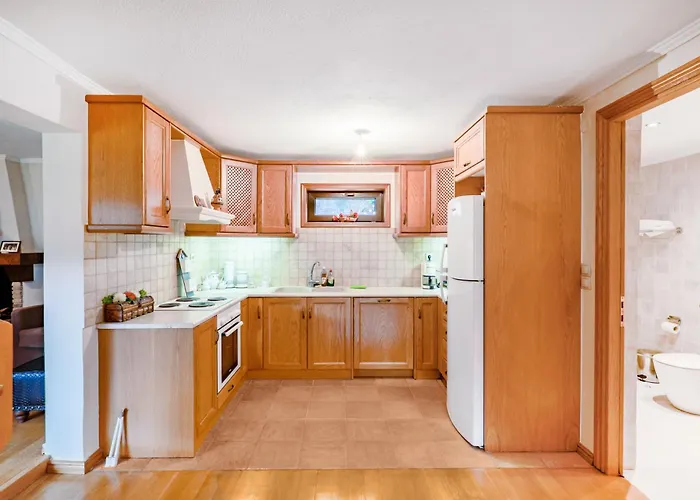 Βίλα το γιατάκι του τζαβέλα *